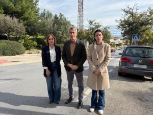 El PSOE de Benalmádena denuncia que el gobierno de Lara incumple promesas clave como la recepción de urbanizaciones, y expulsa a colectivos históricos